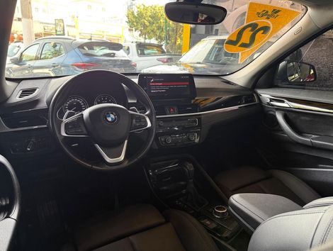 BMW X1 SDRIVE 20i X-Line 2.0 TB Active Flex