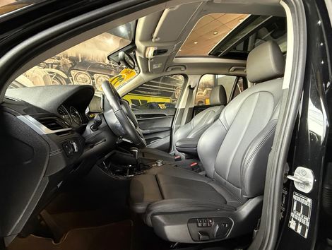 BMW X1 SDRIVE 20i X-Line 2.0 TB Active Flex