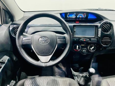 Toyota ETIOS X 1.3 Flex 16V 5p Mec.