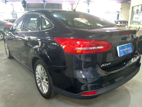 Ford Focus 2.0 16V/SE/SE Plus Flex 5p Aut.
