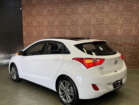Hyundai i30 1.8 16V Aut. 5p