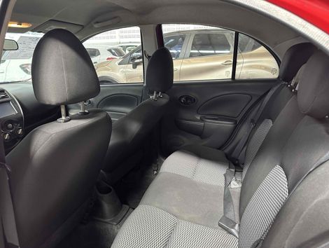 Nissan March 1.0 12V S (Flex)