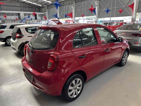 Nissan March 1.0 12V S (Flex)