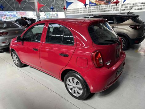Nissan March 1.0 12V S (Flex)
