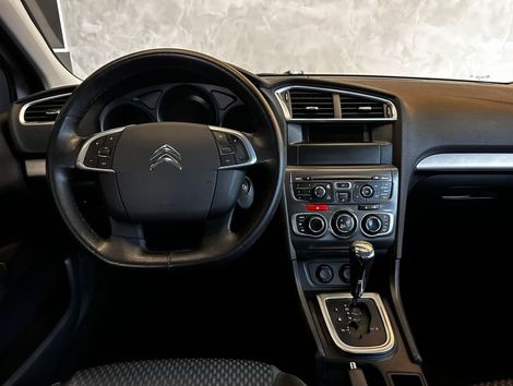 Citroën C4 LOUNGE Tendance 2.0 Flex 4p Aut.