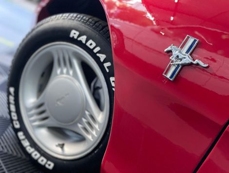 Ford Mustang 3.8 V6