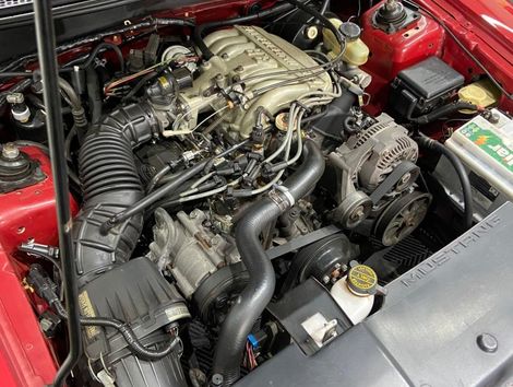 Ford Mustang 3.8 V6