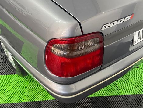 VolksWagen Logus Wolfsburg Edition 2000i