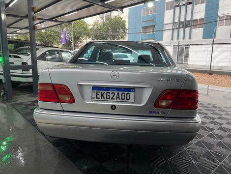 Mercedes E-320 Avantgarde