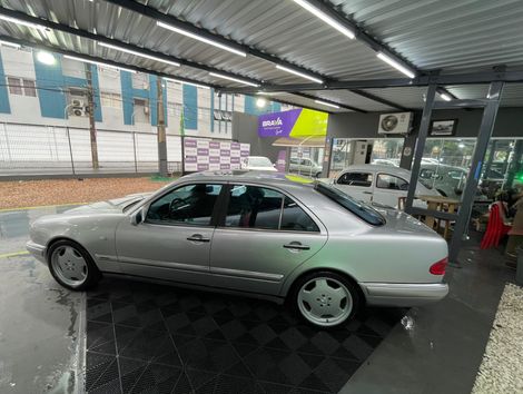 Mercedes E-320 Avantgarde