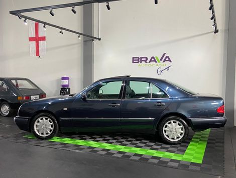 Mercedes E-320 3.2 Elegance