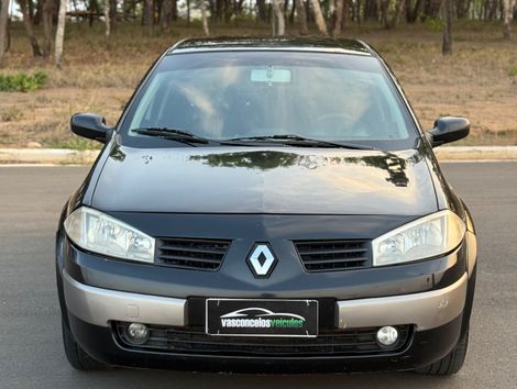 Renault Megane Sedan Dynamique 2.0 16V Aut.