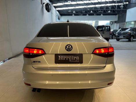 VolksWagen JETTA Comfortline 2.0 T.Flex 8V 4p Tipt.