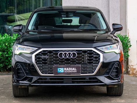 Audi Q3 SPB Perf. Black 2.0 TFSI Tipt. Quat.