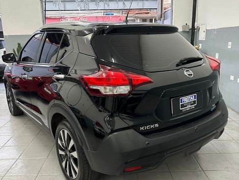 Nissan KICKS SL 1.6 16V FlexStar 5p Aut.