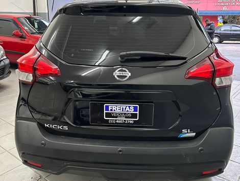 Nissan KICKS SL 1.6 16V FlexStar 5p Aut.