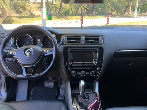 VolksWagen JETTA Highline 2.0 TSI 16V 4p Tiptronic