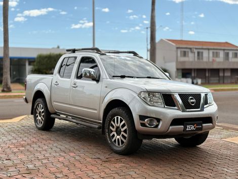 Nissan Frontier SL CD 4x4 2.5TB Diesel Aut