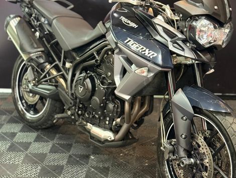 TRIUMPH TIGER 800 XR
