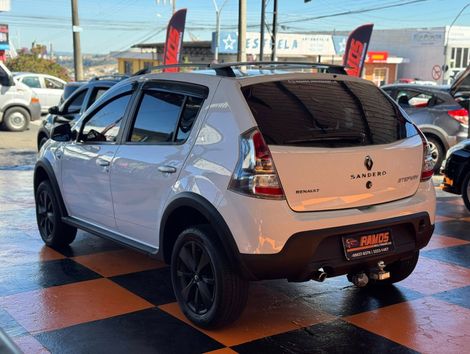 Renault SANDERO STEPWAY Hi-Flex 1.6 16V 5p