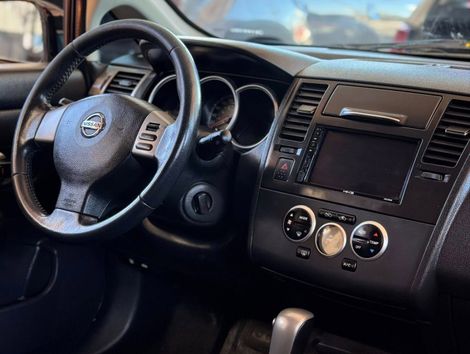 Nissan TIIDA SL 1.8/1.8 Flex 16V Aut.