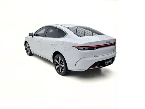 BYD King GS 1.5 16V Aut. (Hibrido)