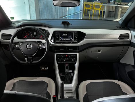 VolksWagen T-Cross Highline 1.4 TSI Flex 16V 5p Aut