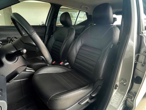 Nissan KICKS SV 1.6 16V FlexStar 5p Aut.
