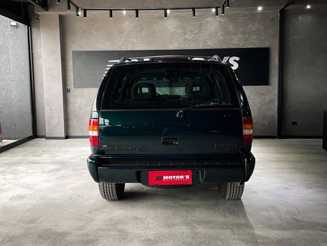 Chevrolet DLX 2.5 DIESEL