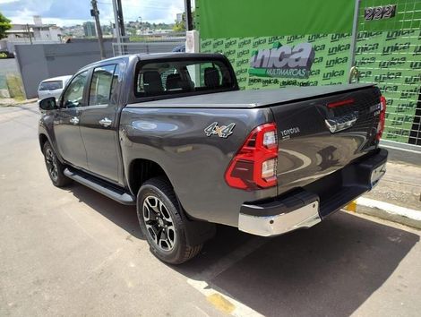 Toyota Hilux CD SRX 4x4 2.8 TDI 16V Diesel Aut.