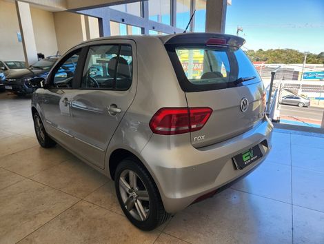 VolksWagen Fox Comfortline 1.6 Flex 8V 5p
