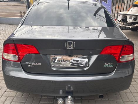 Honda Civic Sedan LXS 1.8/1.8 Flex 16V Aut. 4p