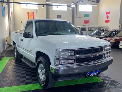 Chevrolet Silverado DLX 4.2 Diesel