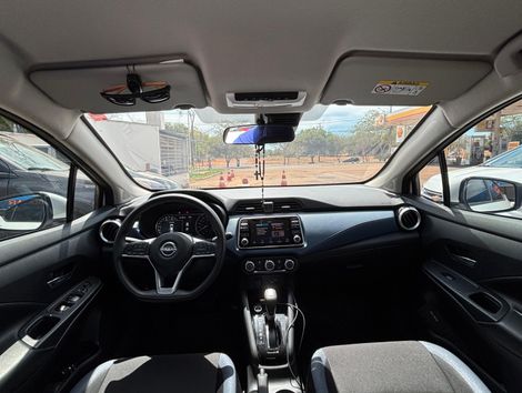 Nissan VERSA Advance 1.6 16V Flex Aut.