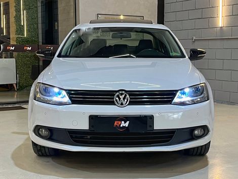 VolksWagen JETTA Comfortline 2.0 T.Flex 8V 4p Tipt.