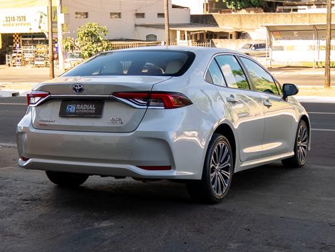 Toyota Corolla Altis Hybrid 1.8 16V Flex Aut.