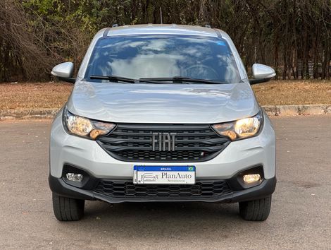 Fiat Strada Freedom 1.3 Flex 8V CD