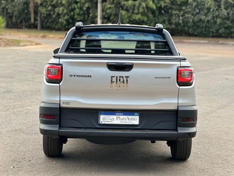 Fiat Strada Freedom 1.3 Flex 8V CD