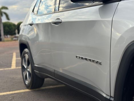 Jeep COMPASS LONGITUDE 2.0 4x2 Flex 16V Aut.