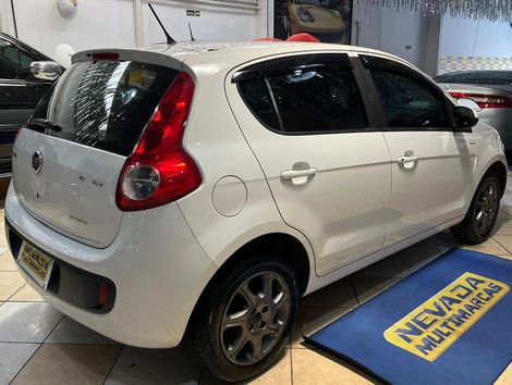 Fiat Palio ESSENCE 1.6 Flex 16V 5p