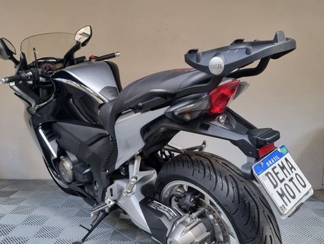 HONDA VFR 1200F