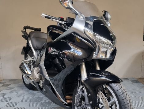 HONDA VFR 1200F