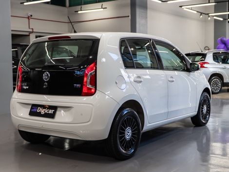 VolksWagen up! move 1.0 TSI Total Flex 12V 5p