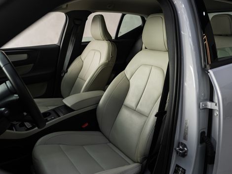 Volvo XC 40 T-4 MOMENTUM 2.0 190cv FWD