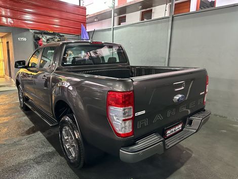 Ford Ranger XLS 2.2 4x2 CD Diesel Aut.