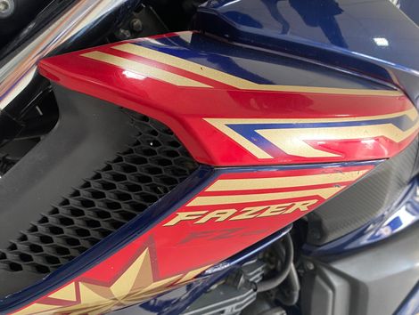YAMAHA FZ25 250 FAZER CAPITÃ MARVEL FLEX
