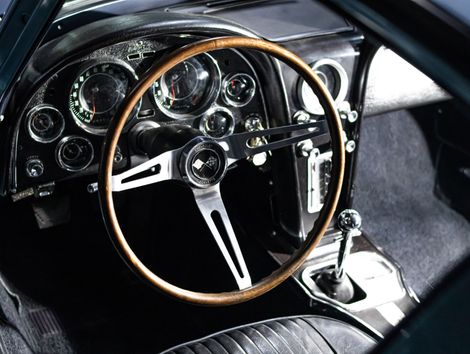 Chevrolet CORVETTE STINGRAY C3
