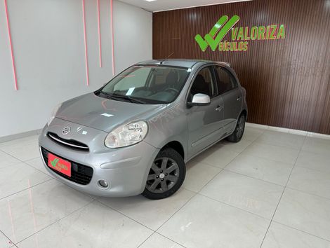 Nissan MARCH SR 1.6 16V Flex Fuel 5p