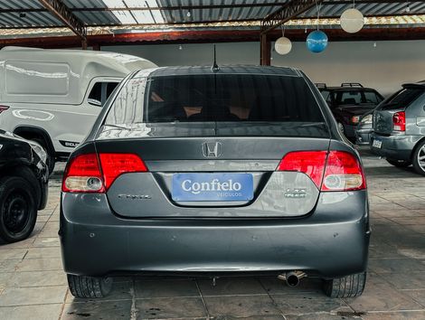 Honda Civic Sedan LXS 1.8/1.8 Flex 16V Aut. 4p