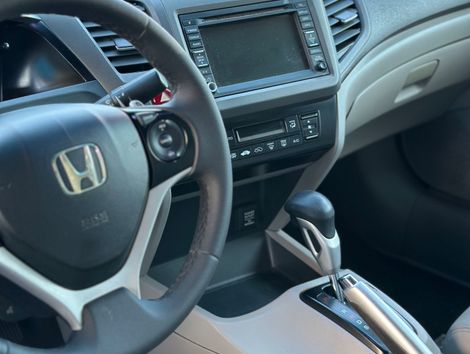 Honda Civic Sedan EXS 1.8/1.8 Flex 16V Aut. 4p
